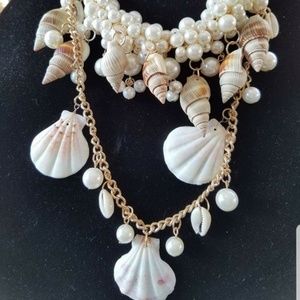 sea shell pearl necklace  and earrings